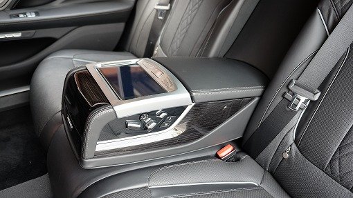 BMW 750Li Mスポーツ