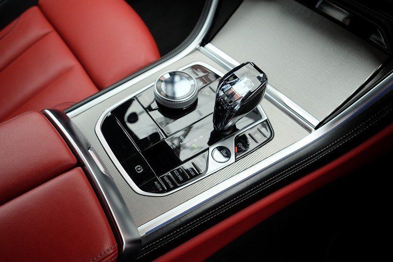 BMW 840i Coupe（7）