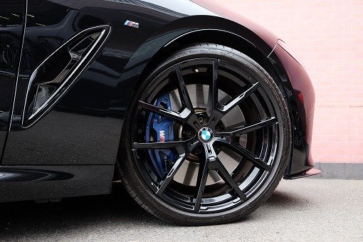 BMW 840i Coupe