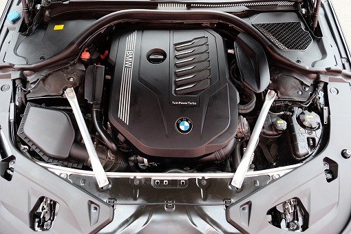 BMW 840i Coupe