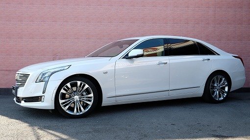 キャデラック CT6 プラチナム