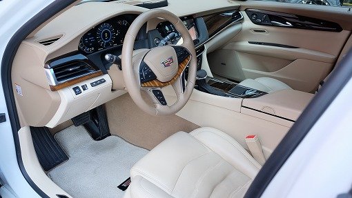 キャデラック CT6 プラチナム