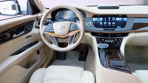 キャデラック CT6 プラチナム