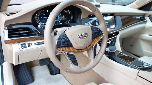 キャデラック CT6 プラチナム
