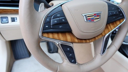 キャデラック CT6 プラチナム