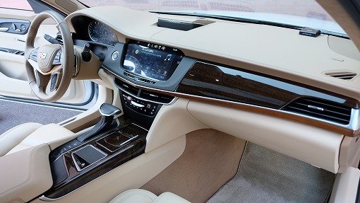 キャデラック CT6 プラチナム