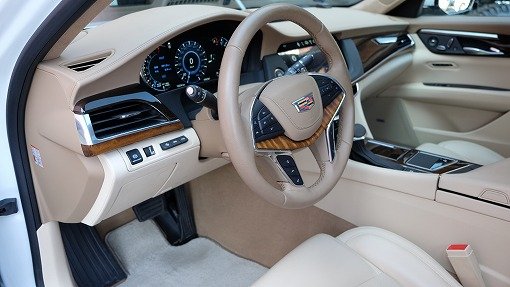 キャデラック CT6 プラチナム