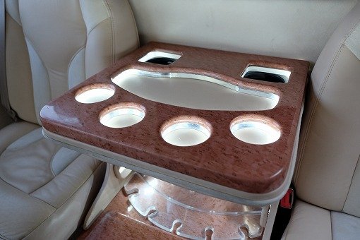 キャデラック エスカレード ESV Limo