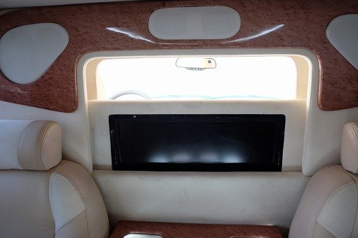 キャデラック エスカレード ESV Limo
