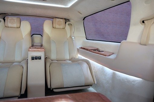 キャデラック エスカレード ESV Limo