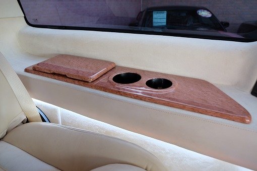 キャデラック エスカレード ESV Limo