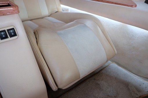 キャデラック エスカレード ESV Limo
