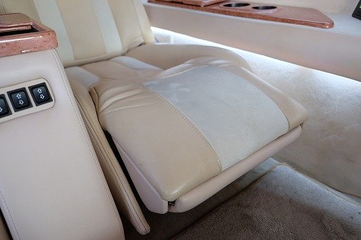 キャデラック エスカレード ESV Limo