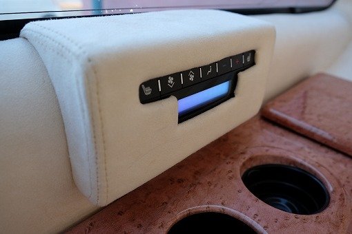 キャデラック エスカレード ESV Limo