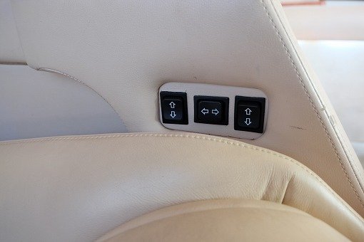 キャデラック エスカレード ESV Limo