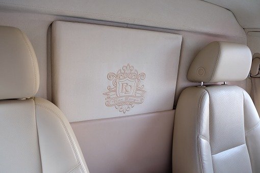 キャデラック エスカレード ESV Limo
