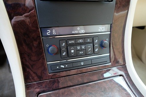 キャデラック エスカレード ESV Limo