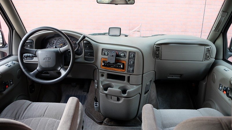 シボレー アストロ LT 4WD（6）