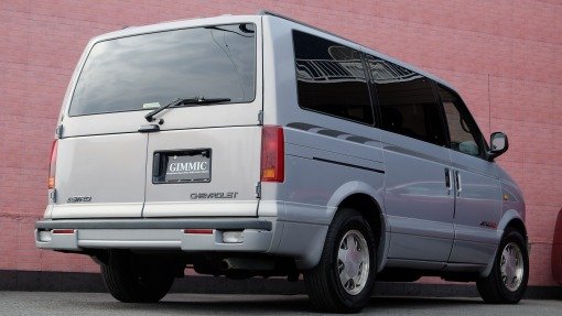 シボレー アストロ LT 4WD