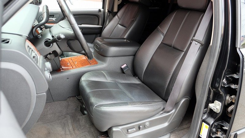 シボレー タホ LTZ（4）