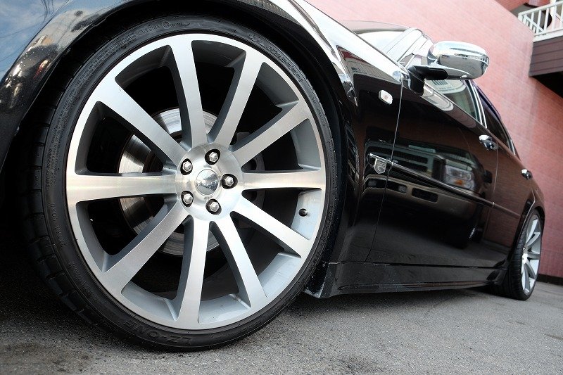 クライスラー 300C（3）