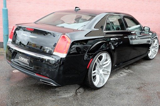 クライスラー 300C 現行
