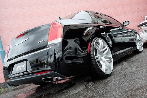 クライスラー 300C 現行
