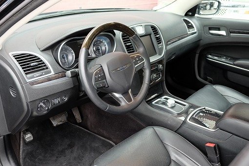 クライスラー 300C 現行