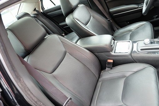 クライスラー 300C 現行