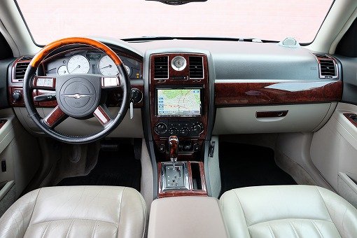 クライスラー 300C 5.7