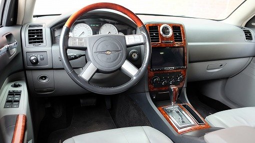 クライスラー 300C 5.7HEMI