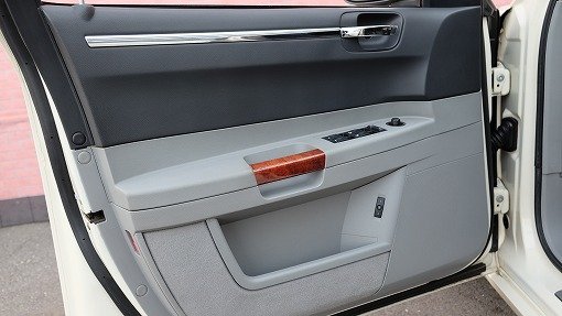 クライスラー 300C 5.7HEMI