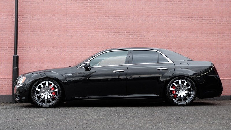 クライスラー 300C 5.7HEMI（4）