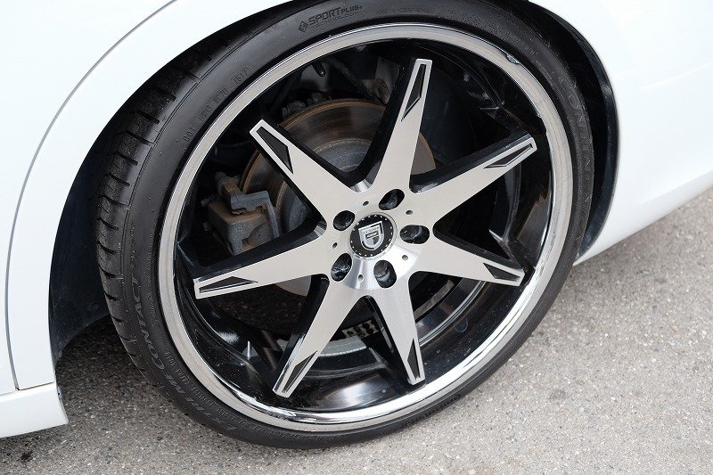 クライスラー 300C 5.7HEMI（3）