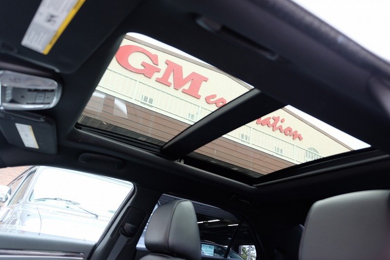 クライスラー 300C 5.7HEMI（4）