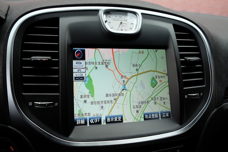 クライスラー 300C 5.7HEMI（6）