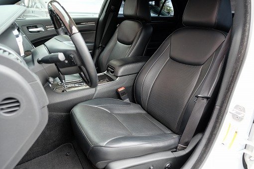 クライスラー 300C 5.7HEMI