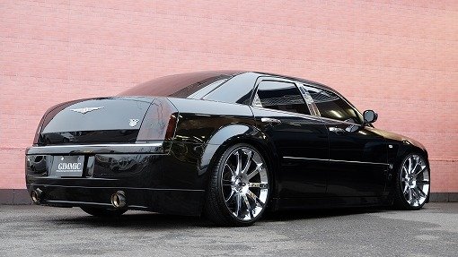 クライスラー 300C GIMMIC
