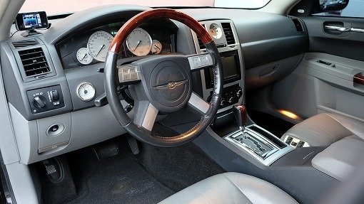 クライスラー 300C GIMMIC