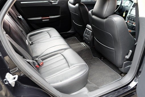 クライスラー 300C LONG