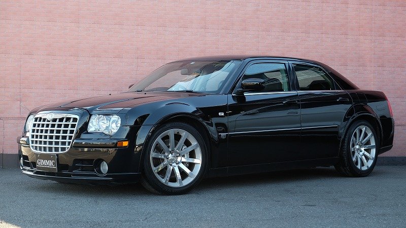 クライスラー 300C SRT-8
