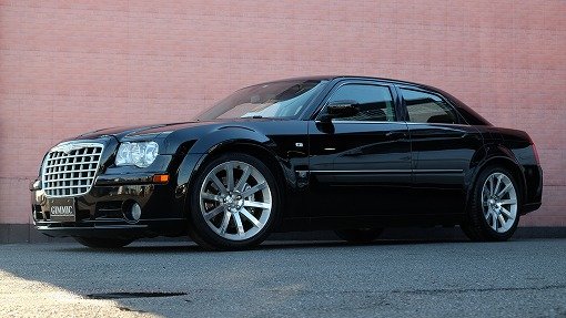 クライスラー 300C SRT-8