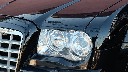 クライスラー 300C SRT-8