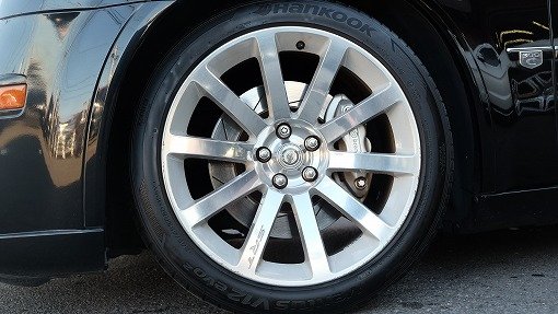クライスラー 300C SRT-8