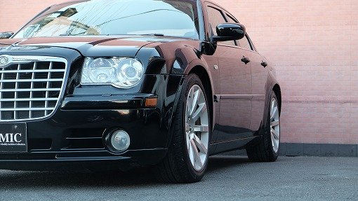 クライスラー 300C SRT-8