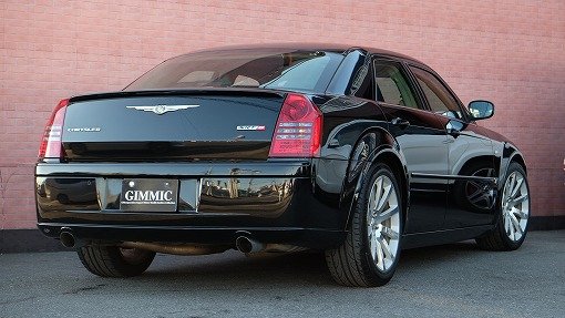 クライスラー 300C SRT-8