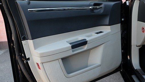 クライスラー 300C SRT-8