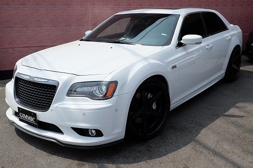 クライスラー 300C SRT-8