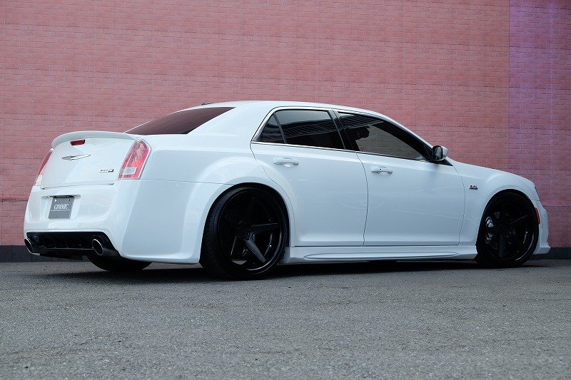 クライスラー 300C SRT-8（3）
