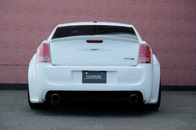 クライスラー 300C SRT-8（4）